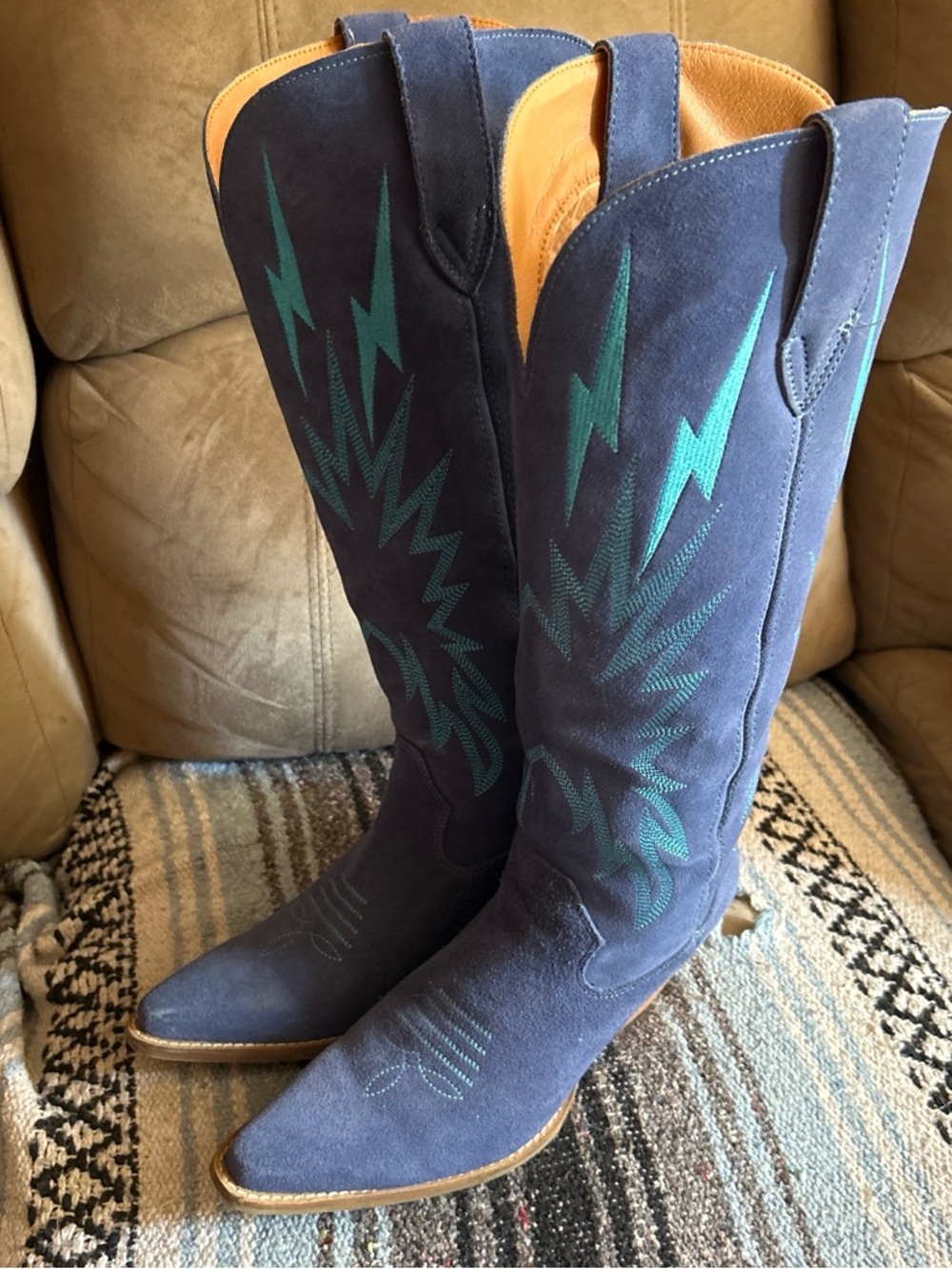 Dingo Blue Suede Boots with Tan Leather Lining